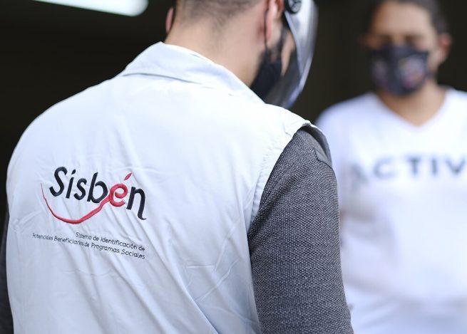 Contraloría detecta más de $ 402 mil millones en giros de subsidios a fallecidos y ‘colados’ en el Sisbén