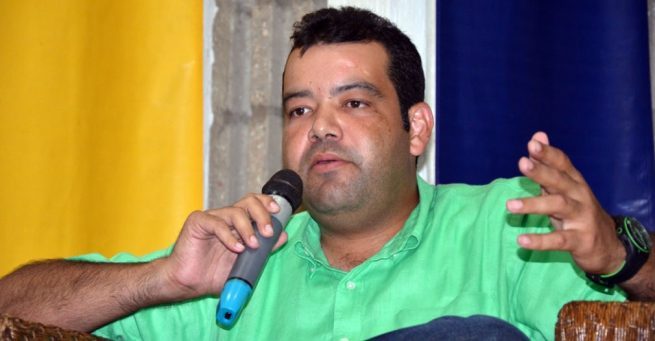 Acusado exgobernador de La Guajira por presuntas irregularidades en el PAE y transporte escolar