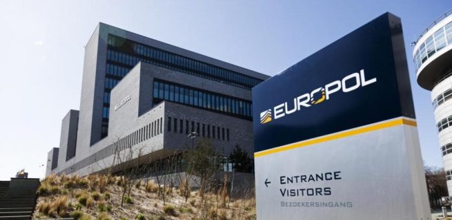 Detenidos 130 sospechosos de tráfico de personas en una operación en toda la UE