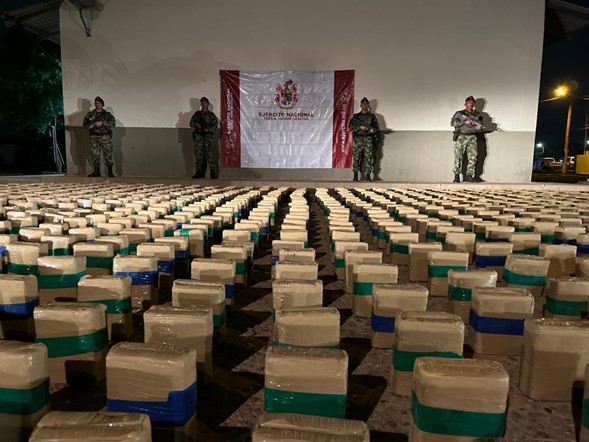 Cerca de una tonelada de marihuana tipo creepy fue incautada por el Ejército Nacional en la Alta Guajira