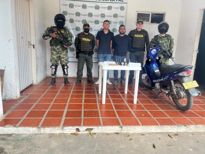 Con armas de fuego, capturadas dos personas en Varas Blancas, La Paz