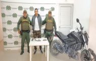 Capturado por porte ilegal de armas de fuego y falsedad marcaría