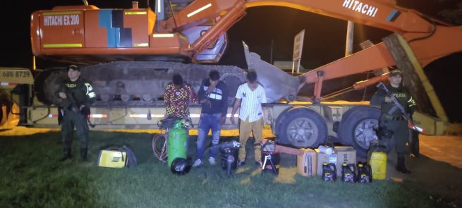 Tres capturados por hurto y recuperación de maquinaria amarilla en operativo de la Policía