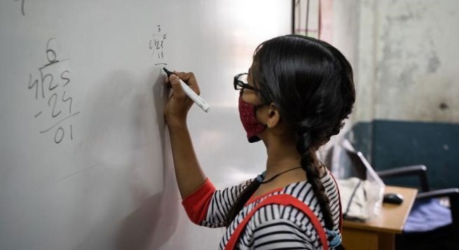 La discriminación hace fracasar la enseñanza matemática en niñas: Unicef