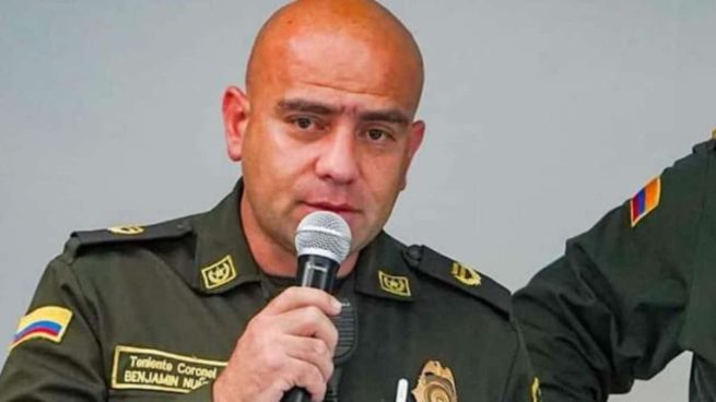 Se entregó el coronel Benjamín Núñez, investigado por el asesinato de tres jóvenes en Chochó, Sucre