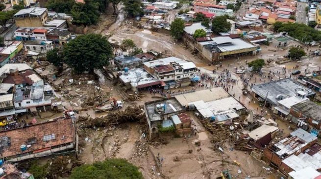 25 muertos y más de 50 desaparecidos por deslave en zona central de Venezuela