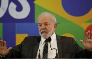 Lula amplía su ventaja sobre Bolsonaro antes de segunda vuelta en Brasil: sondeo