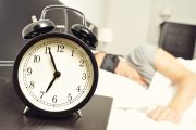 Cuidar el sueño antes y después del cambio de hora
