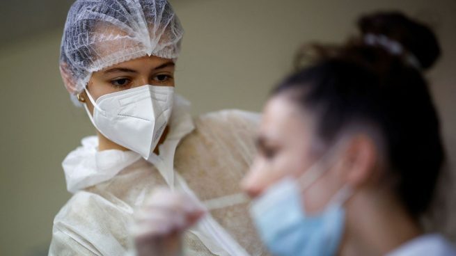 La OPS alerta de la triple amenaza de covid-19, gripe y virus VRS en América