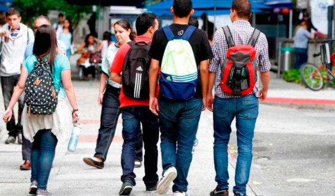 Ni estudian ni trabajan: Colombia, el segundo país con más jóvenes desocupados