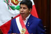 Congreso de Perú destituye al presidente Pedro Castillo