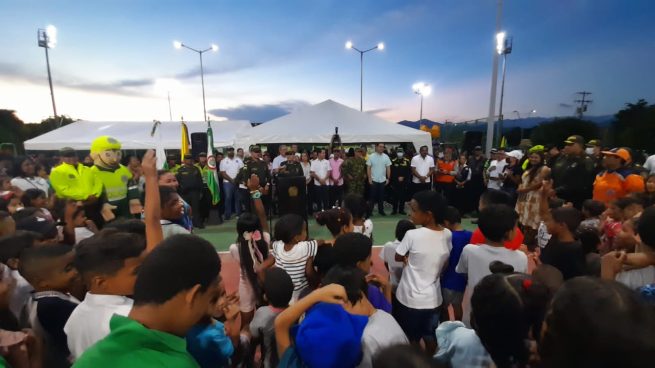 Comandante de Policía Cesar socializa en Maravilla Informa plan de Navidad