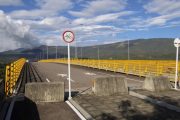 Venezuela adecúa puente vehicular que conecta con Colombia próximo a apertura