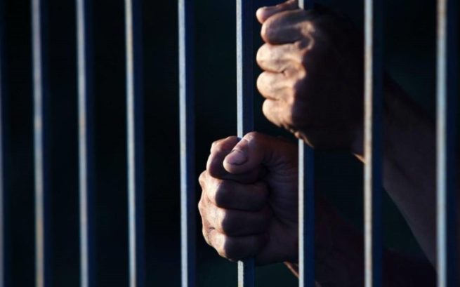 A prisión fue enviada una pareja, presuntamente, implicada en tráfico armas en la troncal del Caribe