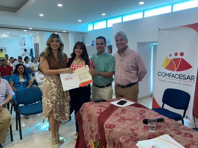 94 subsidios de vivienda Fovis entregó Comfacesar a sus afiliados
