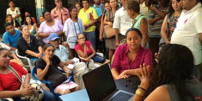 Convocan a organizaciones de víctimas a inscribirse para elecciones de mesas de participación en todo el país