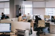 OIT recomienda a Colombia adoptar medidas para fijar un límite diario de horas de trabajo