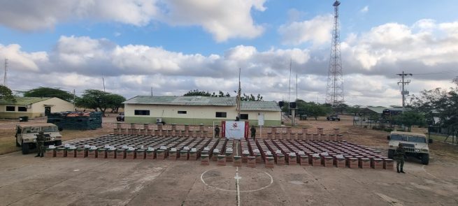 En zona rural de La Guajira, Ejército incautó más de 240 mil cajetillas de cigarrillo de contrabando