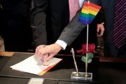 Se casan 2.254 parejas en el primer año de vigencia del matrimonio gay en Chile
