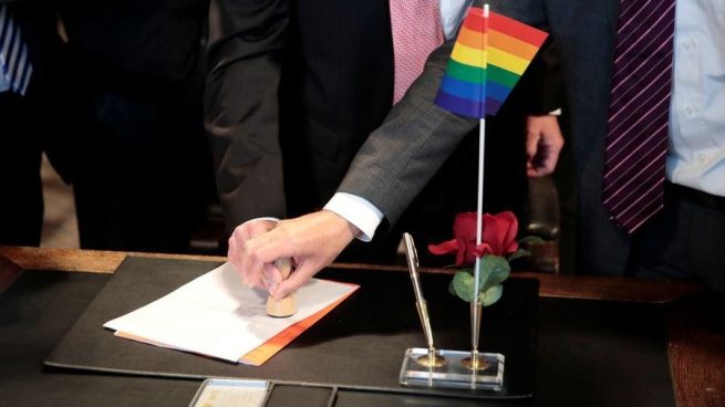 Se casan 2.254 parejas en el primer año de vigencia del matrimonio gay en Chile