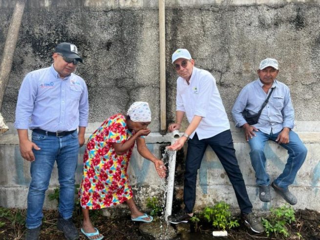 400 familias wayúu beneficiadas con reparación de molinos para suministro de agua