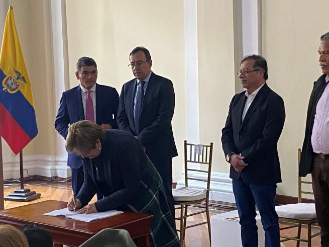 Ante el Congreso de la República, radica la Reforma Pensional