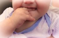 Cómo saber si están saliendo los primeros dientes del bebé