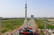 China enviará un civil al espacio por primera vez este martes