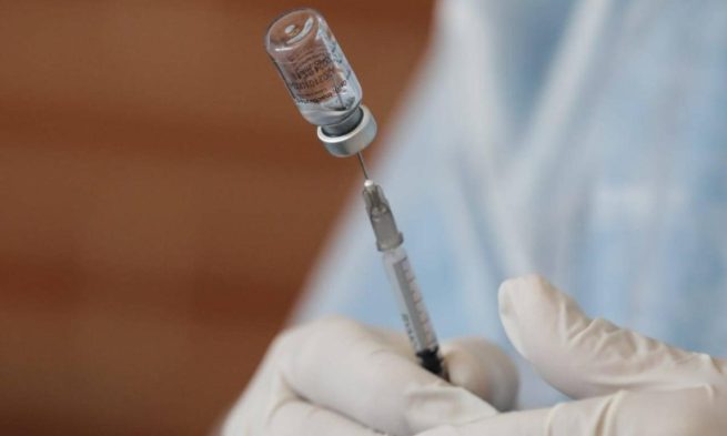 Procuraduría alerta sobre posible escasez de vacunas en Colombia