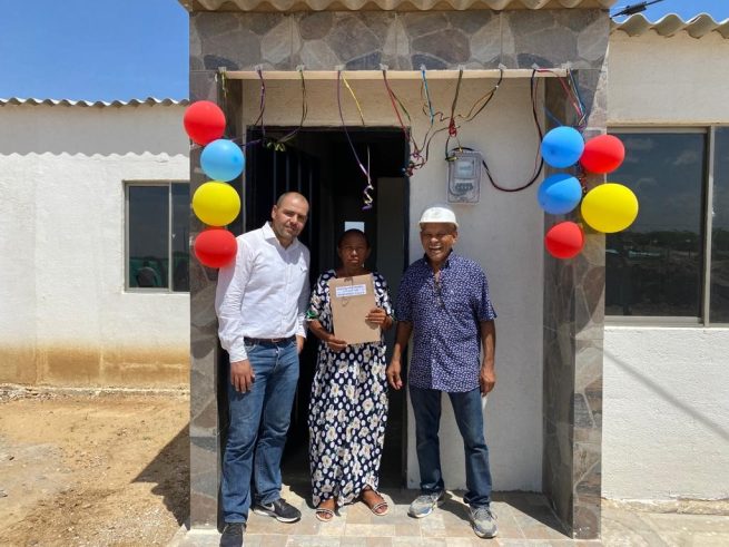 16 familias en La Guajira fueron reubicadas en viviendas nuevas