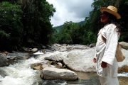 Gobierno entregó 490 hectáreas para el pueblo Kogui y 188 para firmantes de paz