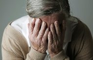 Aprueban droga que frena el avance del Alzheimer