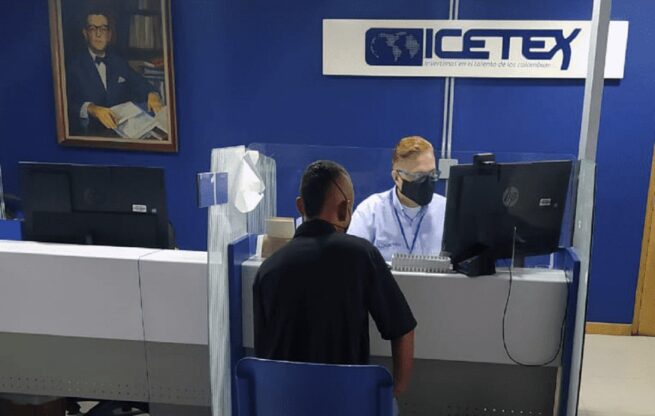 Con crédito condonable, el país apoya la formación de veteranos de la Fuerza Pública o sus familiares