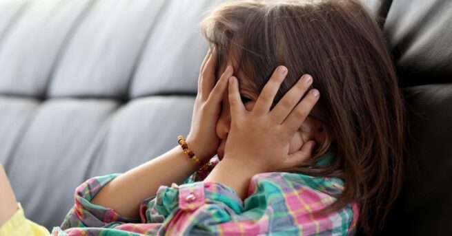 Cómo ayudar a un niño a superar la timidez