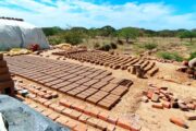 Ladrillos más resistentes gracias al aumento de temperatura en el proceso de cocción, elaborados en Las Casitas