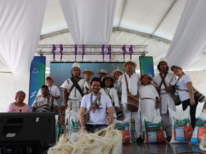 Comunidades indígenas fueron beneficiadas con semillas de fríjol y maíz en Expoagrosavia en San Juan del Cesar