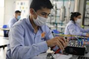 Más de 45.000 aprendices inician su formación en el Sena