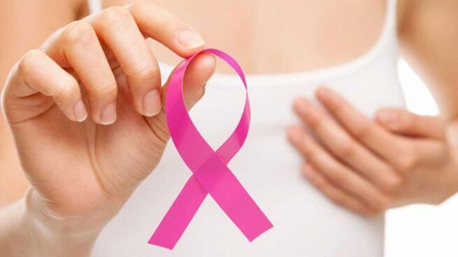 En Colombia fallecen más de 4.300 mujeres al año por cáncer de mama; Defensoría se une por la prevención de esta enfermedad