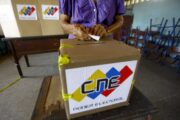 El Gobierno y la oposición venezolanos acuerdan unas elecciones 