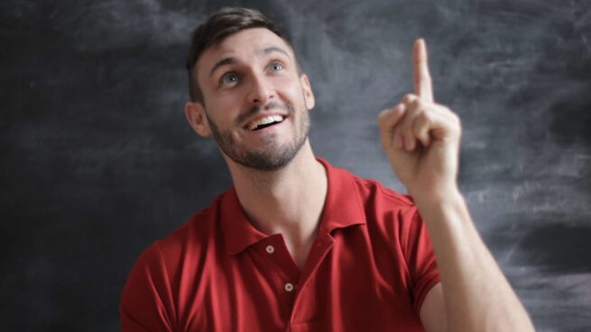 ¿Realmente soy inteligente? Estas señales pueden ayudar a determinarlo, según la psicología