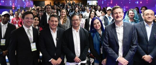 ‘Colombia Programa’, la iniciativa que formará a 896.000 estudiantes y 11.200 docentes en pensamiento computacional