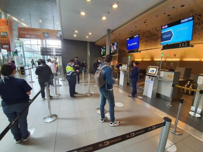 Procuraduría insta a Aerocivil a ejecutar planes de contingencia para evitar colapsos en vuelos en temporada de fin de año