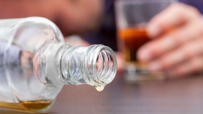 Ojo con la pólvora y alcohol adulterado, ahora en diciembre