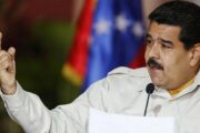 Detenidos 31 civiles y militares por 