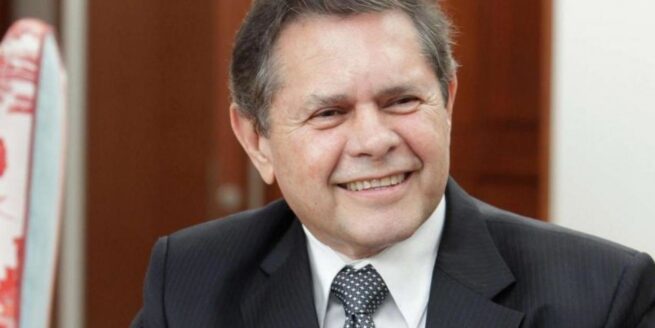 Fiscalía precluye investigación por paramilitarismo a Carlos Mattos