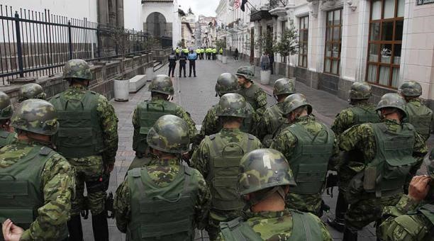 El mundo sigue con preocupación la arremetida de la violencia narco en Ecuador