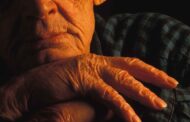 Por qué las infecciones nos hacen envejecer más rápido