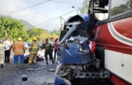 Al menos 17 muertos y 14 heridos en choque entre autobuses en Honduras