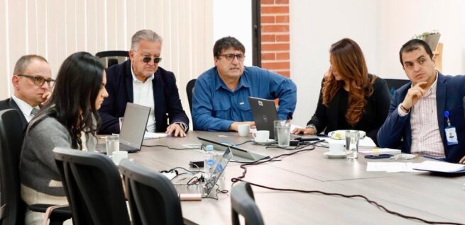 El Grupo Interaseo se comprometió a mejorar la atención a sus usuarios en 72 municipios del país: Superservicios