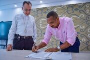 Gobernación del Cesar firma convenio con la Diócesis de Valledupar
